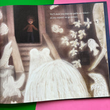 Load image into Gallery viewer, Solar Bear