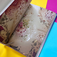 Load image into Gallery viewer, Everyday Wonder : How to find beauty in the ordinary