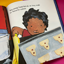 Load image into Gallery viewer, Astro Girl