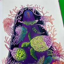 Load image into Gallery viewer, Glow : The wild wonders of bioluminescence