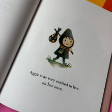 Load image into Gallery viewer, Aggie and the Ghost