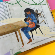 Load image into Gallery viewer, This Table