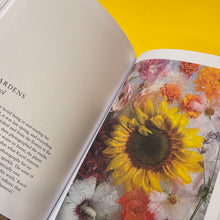 Load image into Gallery viewer, Flower.