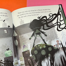 Load image into Gallery viewer, Beanie The Bansheenie