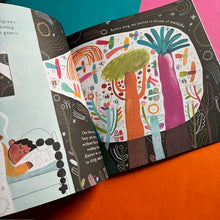 Load image into Gallery viewer, Outside