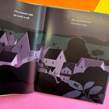 Load image into Gallery viewer, On A Summers Night