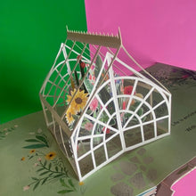 Load image into Gallery viewer, Flora