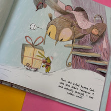 Load image into Gallery viewer, Little Hare Finds A Gift