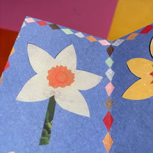 Load image into Gallery viewer, Patchwork Daffodil Concertina Card