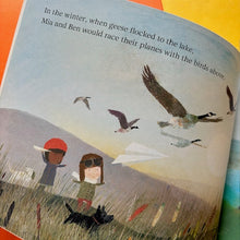 Load image into Gallery viewer, Paper Planes