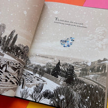 Load image into Gallery viewer, The Little Ghost Quilt's Winter Surprise
