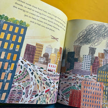 Load image into Gallery viewer, Green - The Story Of Plant Life On Our Planet