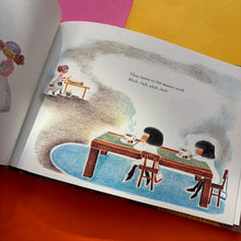 Load image into Gallery viewer, Chirri & Chirra, On The Town