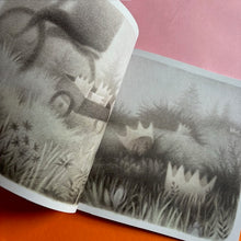 Load image into Gallery viewer, King Mouse