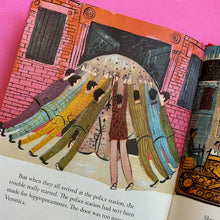 Load image into Gallery viewer, Veronica