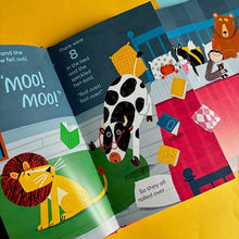 Load image into Gallery viewer, Hen In The Bed