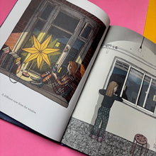 Load image into Gallery viewer, A Star Shines Through