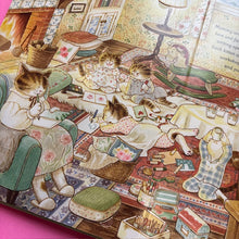 Load image into Gallery viewer, Cat Family Christmas