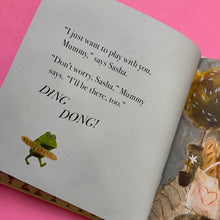 Load image into Gallery viewer, Sasha Feels Shy