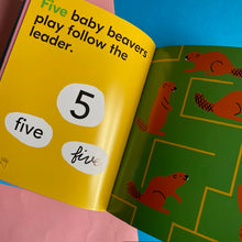 Load image into Gallery viewer, One brown Bear - The World Of Numbers