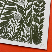 Load image into Gallery viewer, Garden Tangle