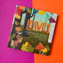 Load image into Gallery viewer, Leaves : An Autumn Pop-Up Book
