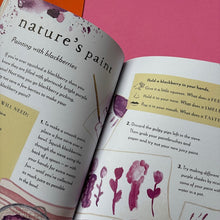 Load image into Gallery viewer, A Field Guide to Autumn : Play and learn in nature