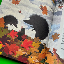 Load image into Gallery viewer, I Can Do That : A Big Hedgehog and Little Hedgehog Adventure
