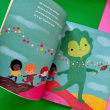 Load image into Gallery viewer, Nature Is An Artist