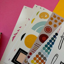 Load image into Gallery viewer, Make Art : 20+ Free-play Art Projects to Create