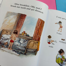 Load image into Gallery viewer, My Very Busy Day - A First Book of Word