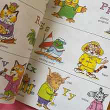 Load image into Gallery viewer, Richard Scarry's Best Little Word Book Ever!