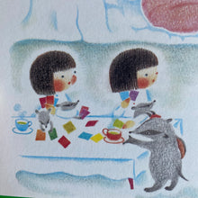 Load image into Gallery viewer, Chirri & Chirra, Underground