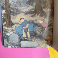 Load image into Gallery viewer, Charlie & Mouse Outdoors