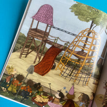 Load image into Gallery viewer, Charlie & Mouse