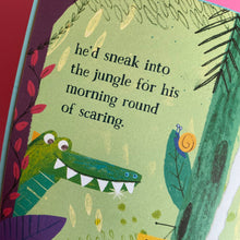 Load image into Gallery viewer, Alan's Big, Scary Teeth