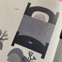 Load image into Gallery viewer, Fish & Crab