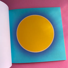 Load image into Gallery viewer, Au Soleil