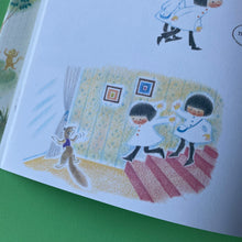 Load image into Gallery viewer, Chirri & Chirra - The Rainy Day