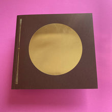 Load image into Gallery viewer, Au Soleil