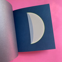 Load image into Gallery viewer, Dans La Lune