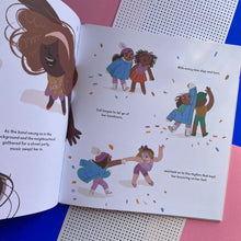 Load image into Gallery viewer, Moving