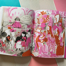 Load image into Gallery viewer, Maya’s Big Scene