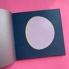 Load image into Gallery viewer, Dans La Lune