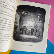 Load image into Gallery viewer, Skunk And Badger