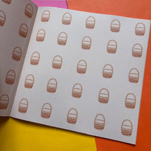 Load image into Gallery viewer, Mama's Special Wonton Soup
