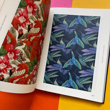 Load image into Gallery viewer, Avian Inspiration : Art and Design Inspired by Birds
