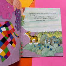 Load image into Gallery viewer, Elmer &amp; the Gift
