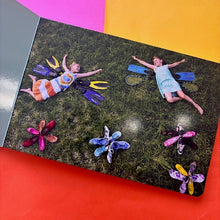 Load image into Gallery viewer, Dans Les Air / In The Air

