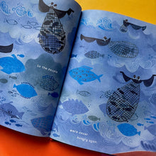 Load image into Gallery viewer, The Vanishing Sea : The Tale of How the Aral Sea Became the Aral Desert
